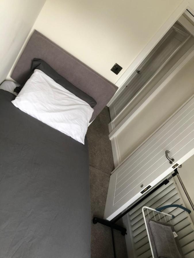 5 Bedroom House In Orpington Bagian luar foto