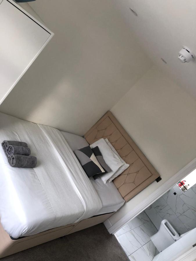 5 Bedroom House In Orpington Bagian luar foto