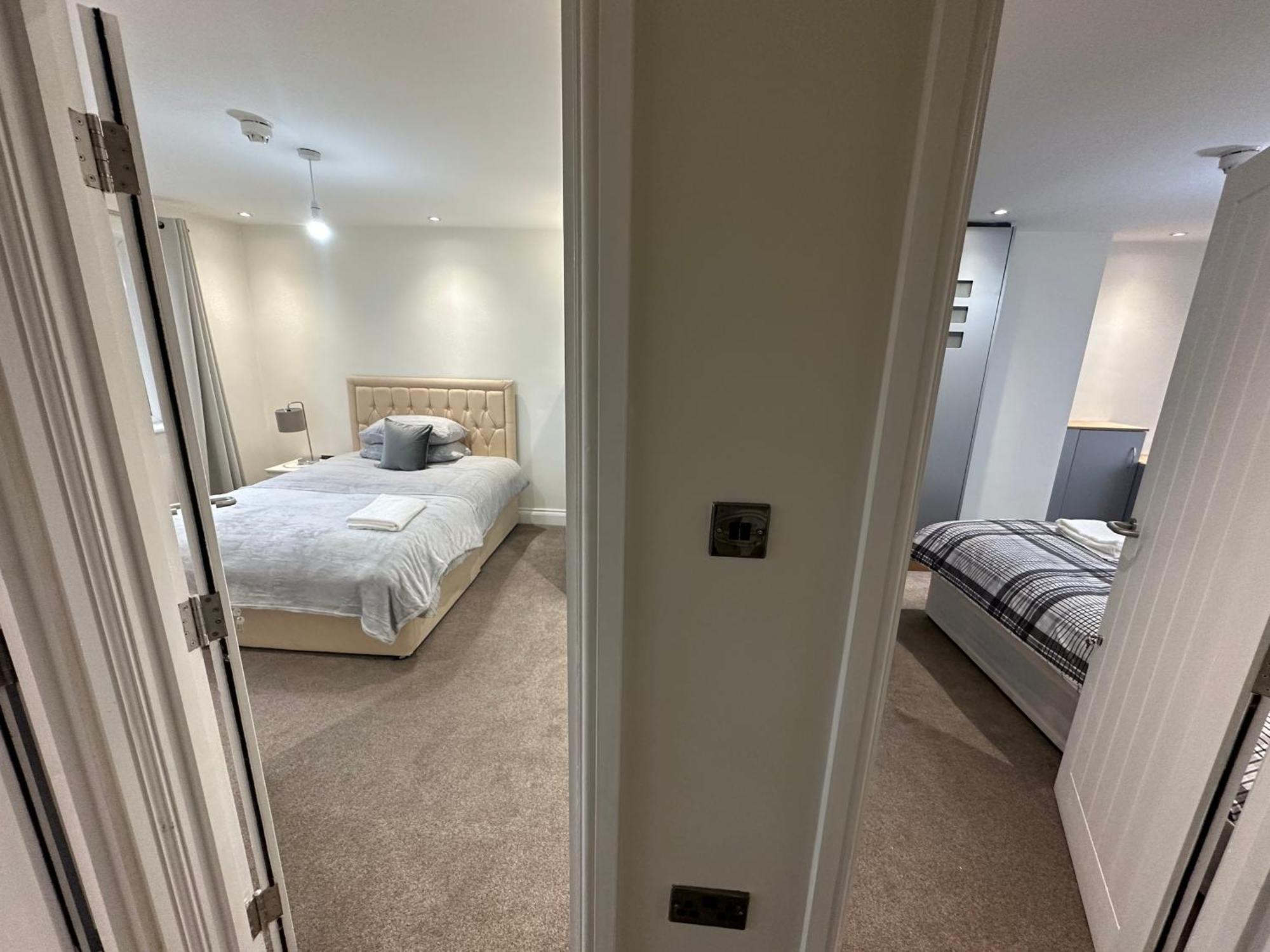 5 Bedroom House In Orpington Bagian luar foto