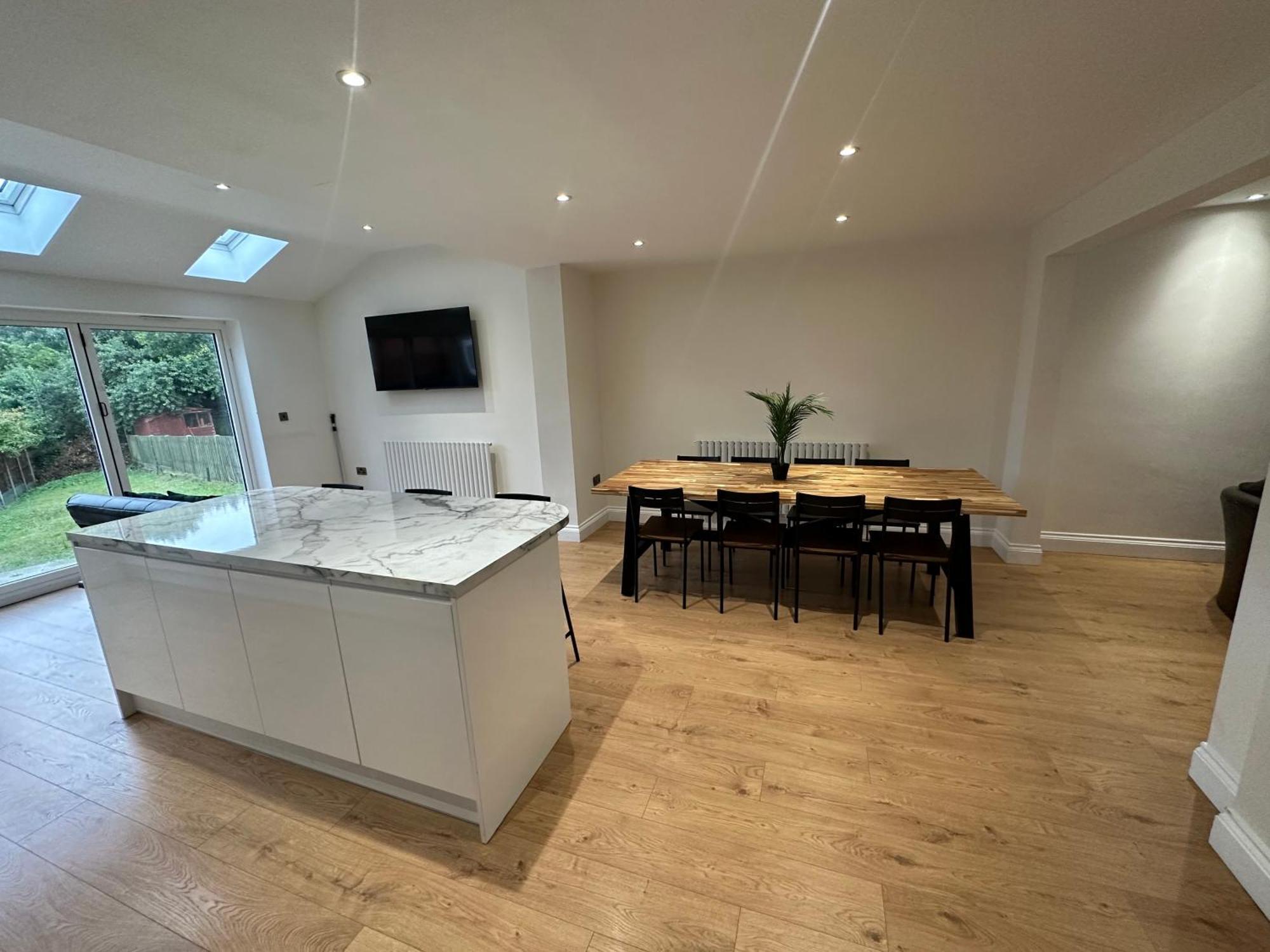 5 Bedroom House In Orpington Bagian luar foto